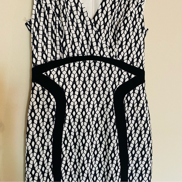 Kay Unger Black and White Sleeveless Dress Size 6 - Picture 7 of 16